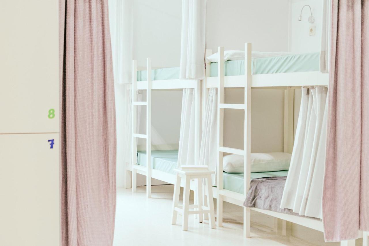 Albergue Aloxa Hostel Понтеведра Екстер'єр фото